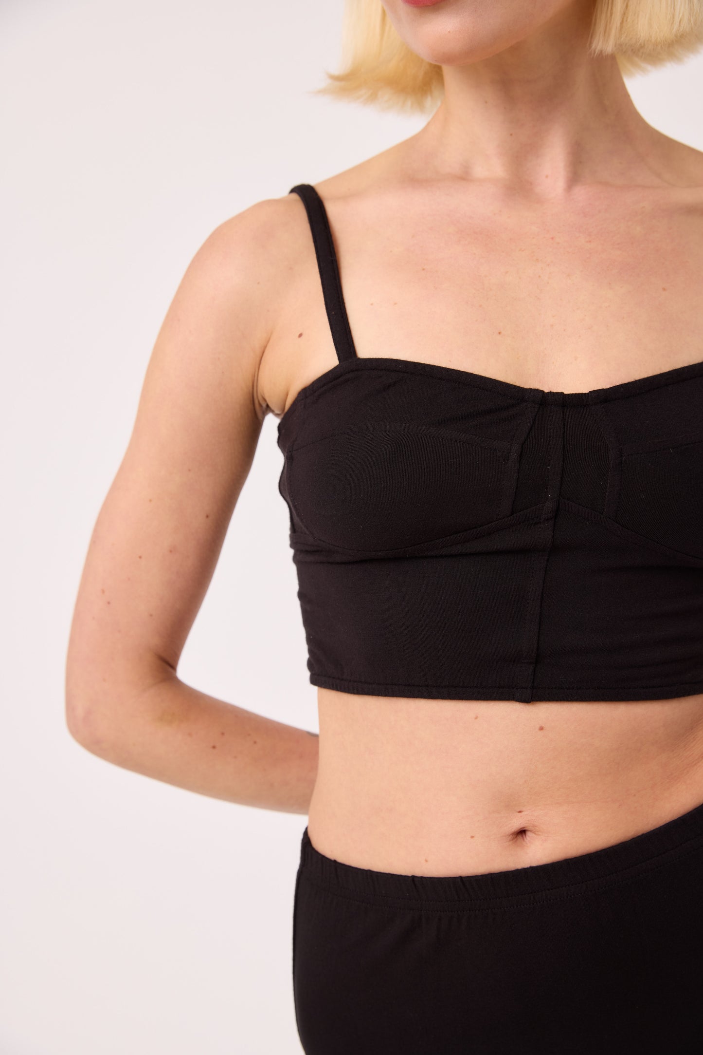 Lily Basic Crop Cami